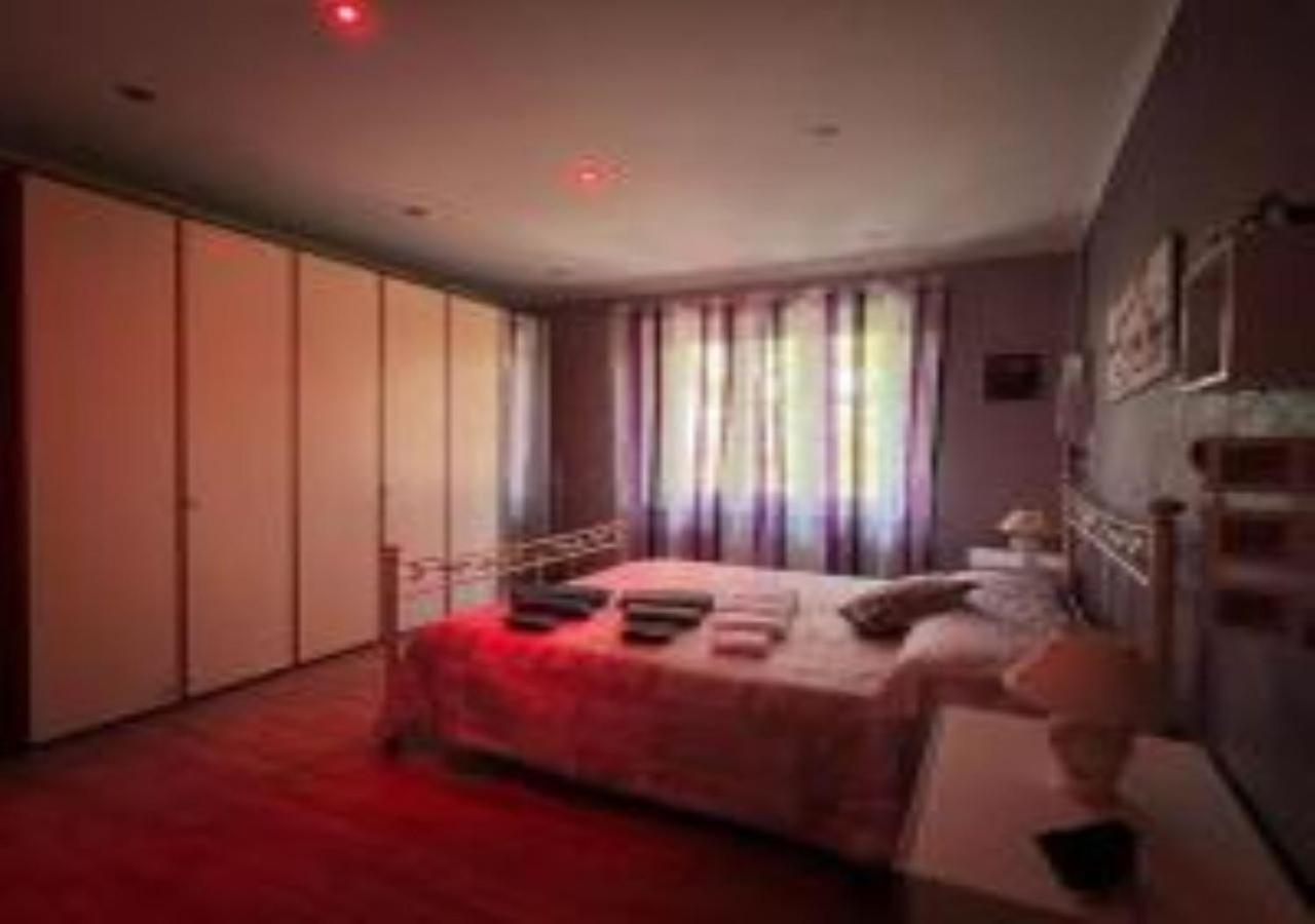 Casa Vacanza Glicine 维纳利亚瑞勒 外观 照片